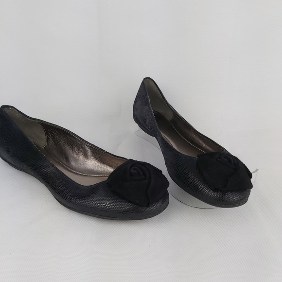 Söfft comfort slip on leather loafer flats shoes size 7M - Picture 1 of 9